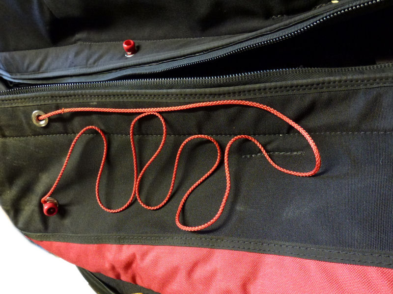 Aeros Myth Bottom Zip Release Cord