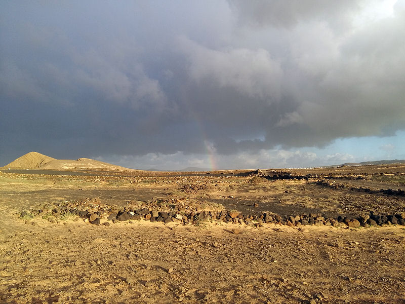 Rain and Rainbows over El Cuchillo